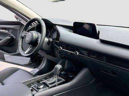 2025 Mazda Mazda3 FWD w/Preferred Package
