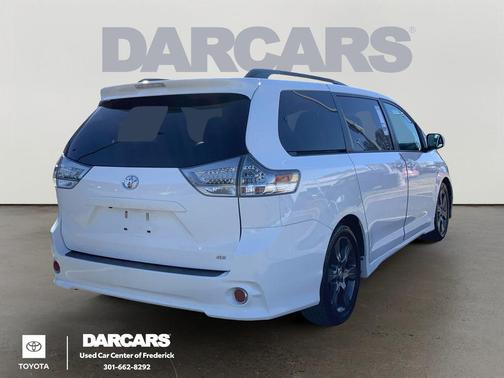 2016 Toyota Sienna SE Premium