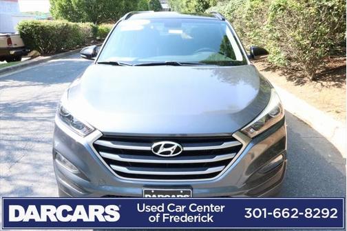 2017 Hyundai TUCSON Night