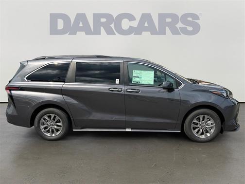 2025 Toyota Sienna XLE 7 Passenger