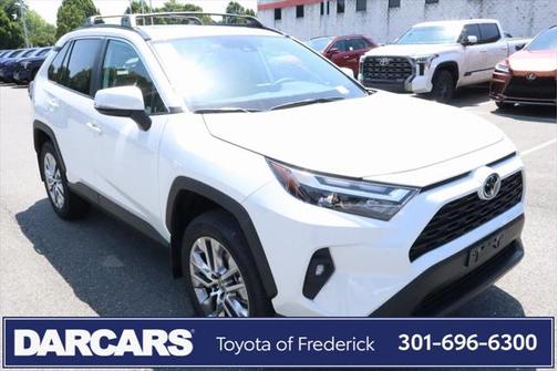 2025 Toyota RAV4 XLE Premium