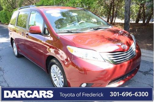 2013 Toyota Sienna XLE