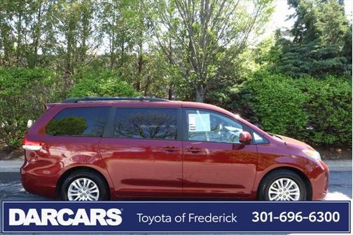 2013 Toyota Sienna XLE