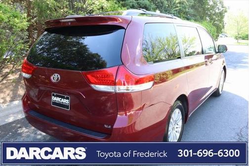 2013 Toyota Sienna XLE