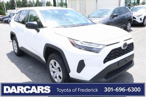2024 Toyota RAV4 LE