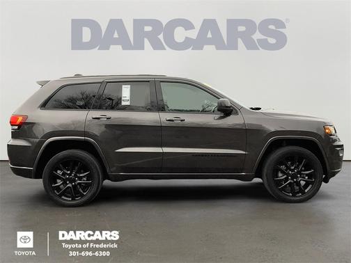 2021 Jeep Grand Cherokee Laredo