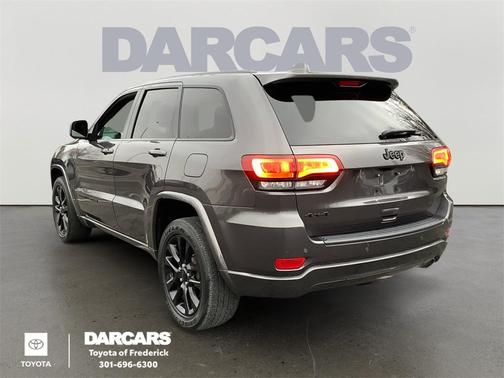 2021 Jeep Grand Cherokee Laredo