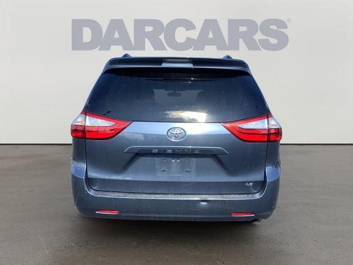 2015 Toyota Sienna LE