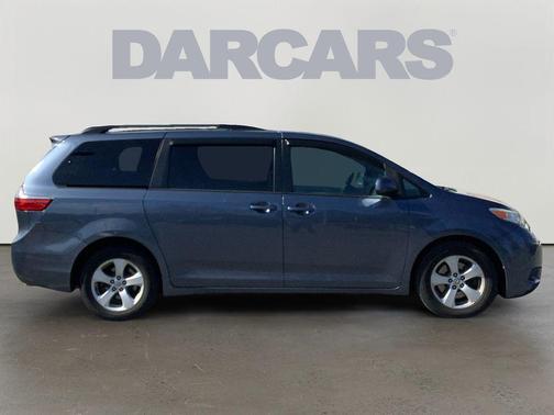 2015 Toyota Sienna LE