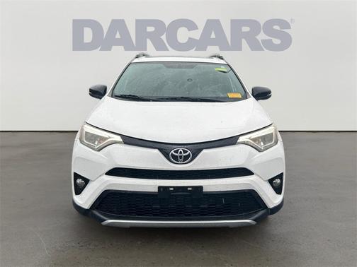 2016 Toyota RAV4 SE