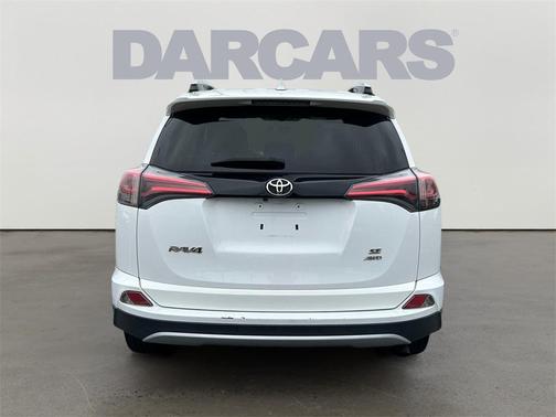 2016 Toyota RAV4 SE