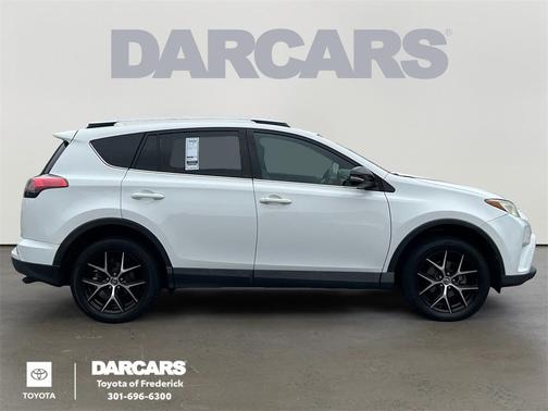 2016 Toyota RAV4 SE