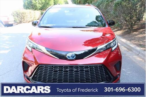2024 Toyota Sienna XSE 7 Passenger