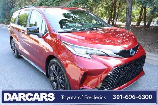 2024 Toyota Sienna XSE 7 Passenger