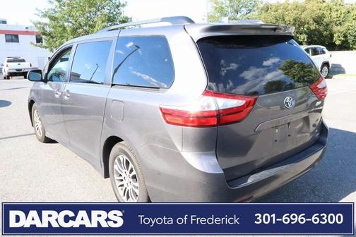 2019 Toyota Sienna XLE