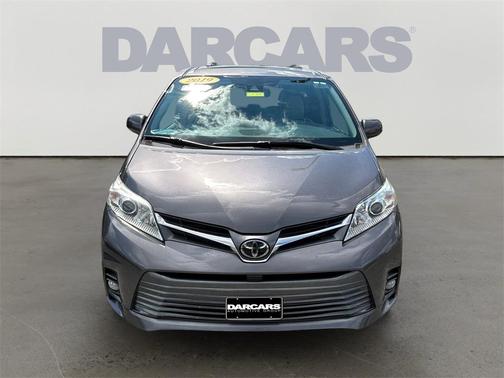 2019 Toyota Sienna XLE