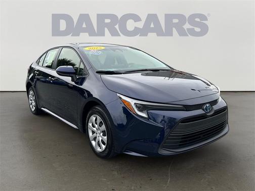 2025 Toyota Corolla Hybrid LE