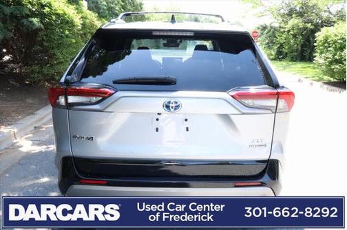 2023 Toyota RAV4 Hybrid SE