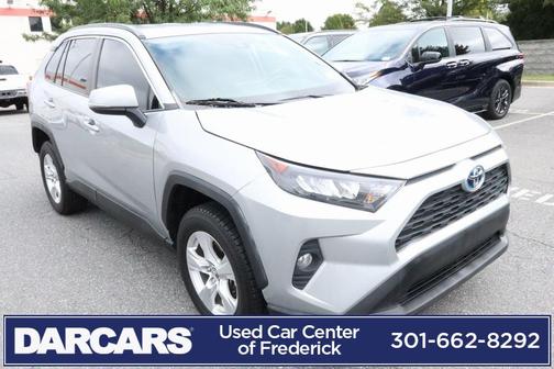 2020 Toyota RAV4 XLE