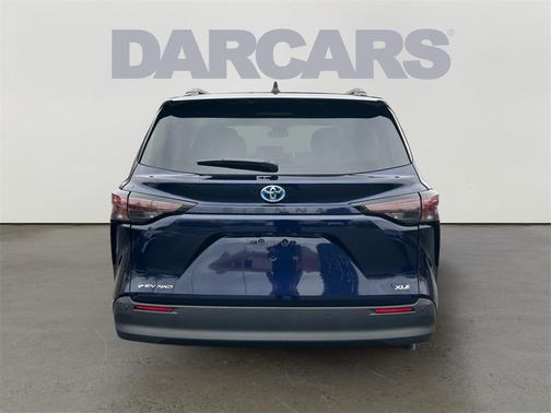 2025 Toyota Sienna XLE 7 Passenger