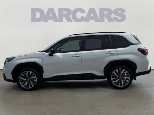 Crystal White Pearl 2025 Subaru Forester Touring
