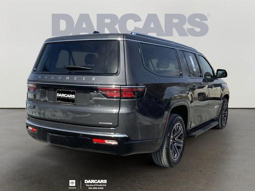 2024 Jeep Wagoneer L Series II 4x4