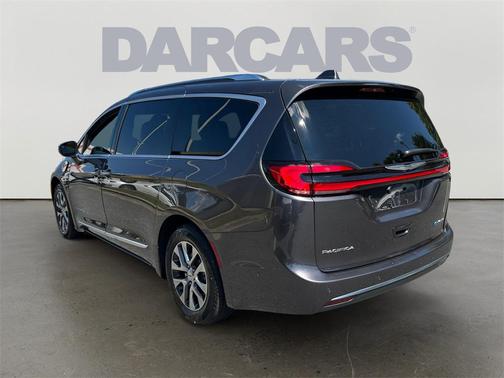 2022 Chrysler Pacifica L