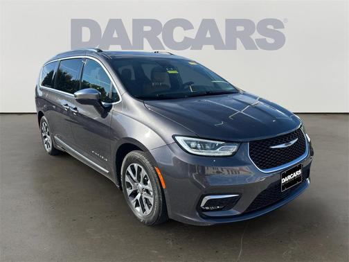 2022 Chrysler Pacifica L