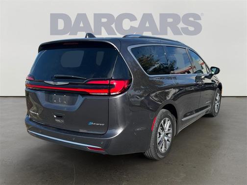2022 Chrysler Pacifica L