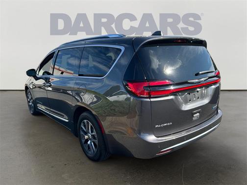 2022 Chrysler Pacifica L