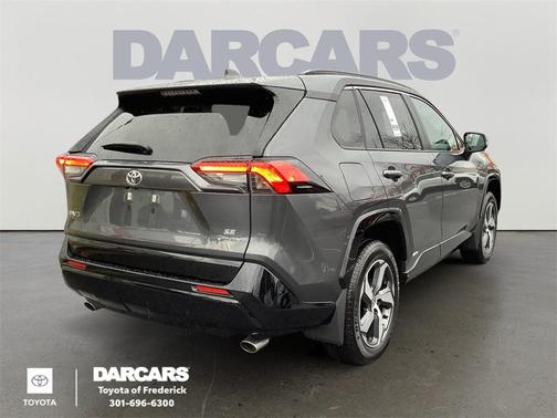 2025 Toyota RAV4 Hybrid SE