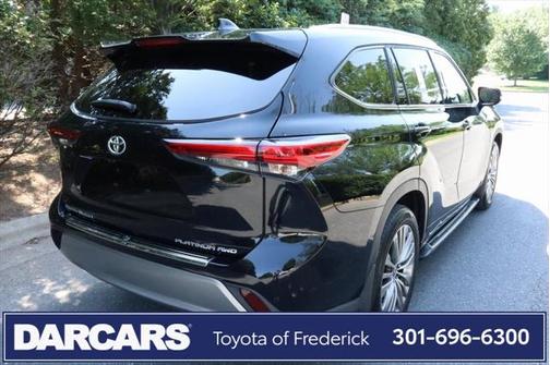 2021 Toyota Highlander Platinum