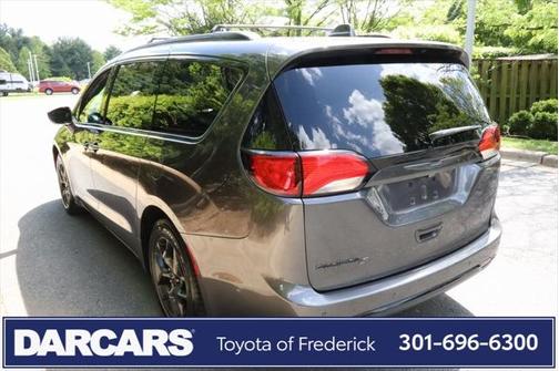 2018 Chrysler Pacifica Touring-L Plus