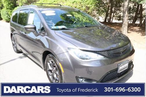 2018 Chrysler Pacifica Touring-L Plus