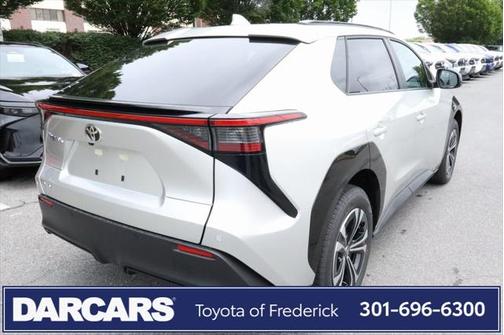 2025 Toyota bZ4X XLE
