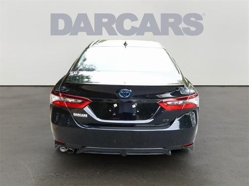 2024 Toyota Camry Hybrid SE