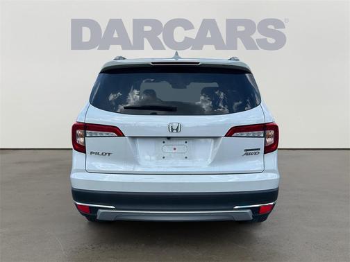 2022 Honda Pilot Touring 8-Passenger