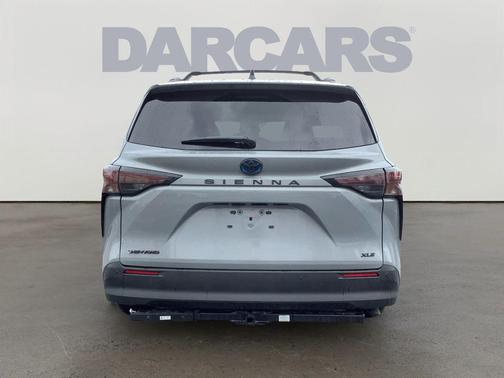 2025 Toyota Sienna Woodland Edition