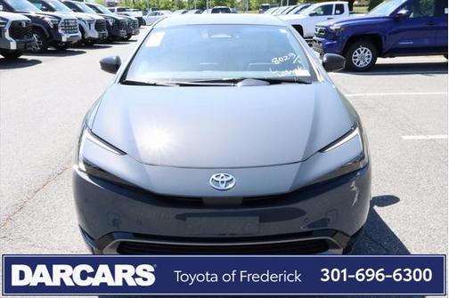 2025 Toyota Prius XLE