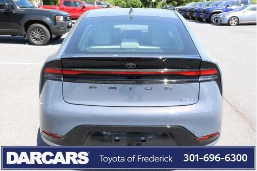 2025 Toyota Prius XLE