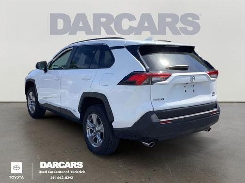 Ice Cap 2025 Toyota RAV4 Hybrid XLE