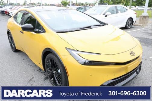 2025 Toyota Prius L