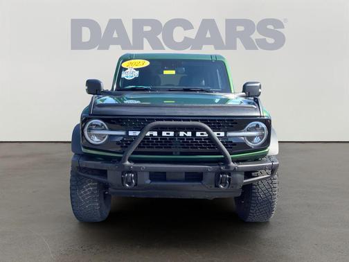 Eruption Green Metallic 2023 Ford Bronco Wildtrak