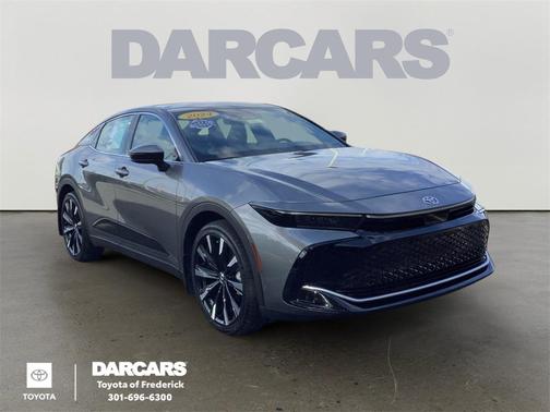 2024 Toyota Crown Platinum