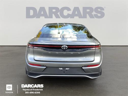 2024 Toyota Crown Platinum