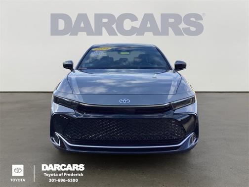 2024 Toyota Crown Platinum