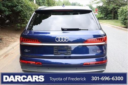 2021 Audi Q7 45 Premium