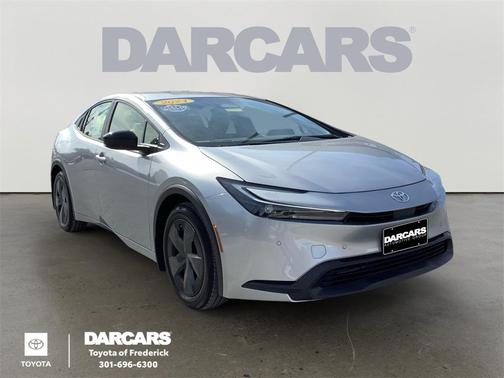 2024 Toyota Prius LE