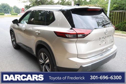 2024 Nissan Rogue SL