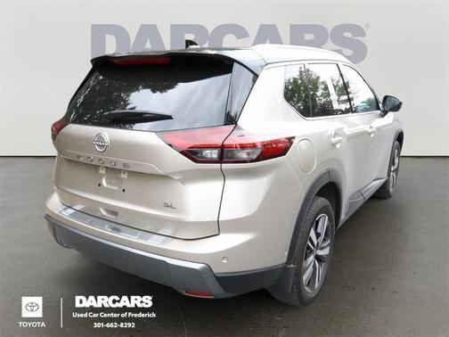 2024 Nissan Rogue SL